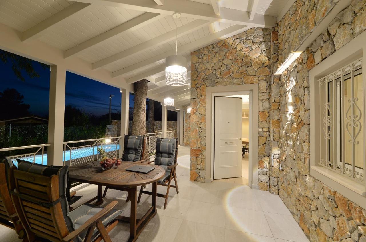 Lagonisi Luxurious Residence Ruby'S Pool Villa Екстериор снимка